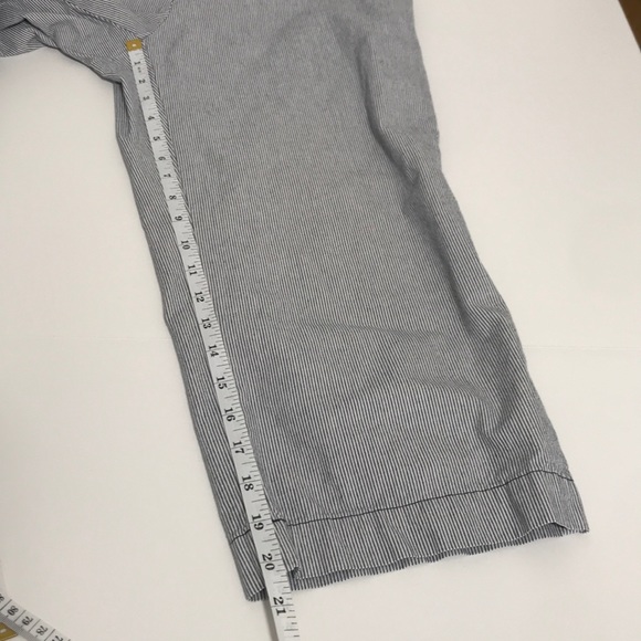 Izod blue and white stripes Capris size 8 - Picture 5 of 13